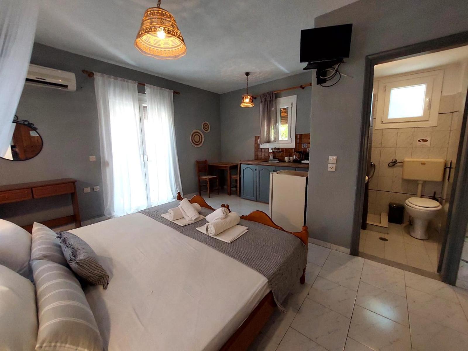 סטפילוס Georgia Apartments חדר תמונה